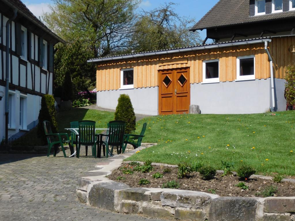 Апартаменты Ferienbauernhof Familie Stratmann Эслоэ Экстерьер фото